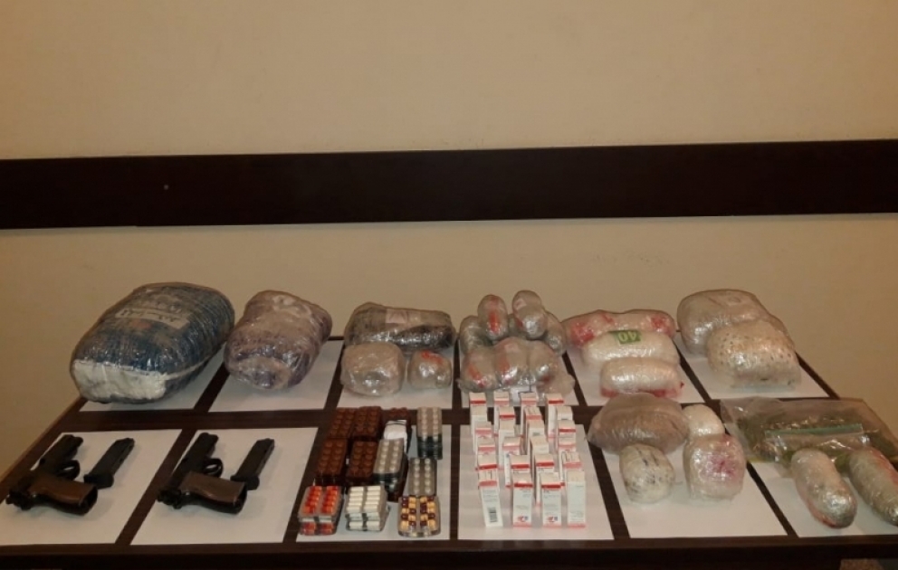 DSX: 30 kiloqramadək narkotik vasitənin qaçaqmalçılıq yolu ilə ölkə ərazisinə keçirilməsinin qarşısı alınıb VİDEO