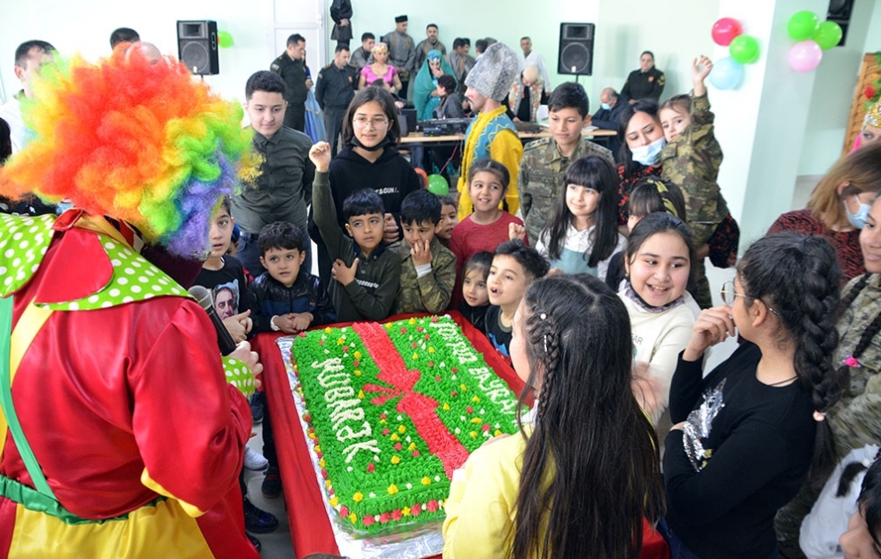 Hərbi hissələrin birində Novruz bayramı ilə əlaqədar tədbir keçirilib VİDEO