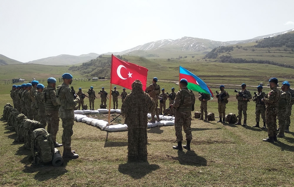 Azərbaycan və Türkiyə ordularının birgə əməliyyat-taktiki təlimləri başlayıb VİDEO