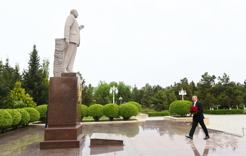 Präsident Ilham Aliyev zu Besuch im Rayon Hadschigabul VIDEO