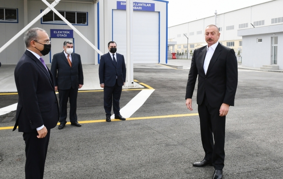Prezident İlham Əliyev Hacıqabul Sənaye Məhəlləsinin açılışında iştirak edib YENİLƏNİB VİDEO