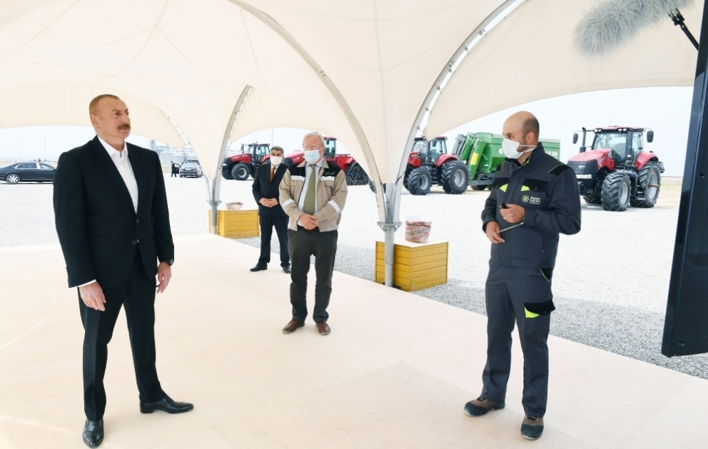 Im Rayon Hadschigabul neuer Agro-Park präsentiert  Präsident Ilham Aliyev nahm an Präsentation teil VIDEO