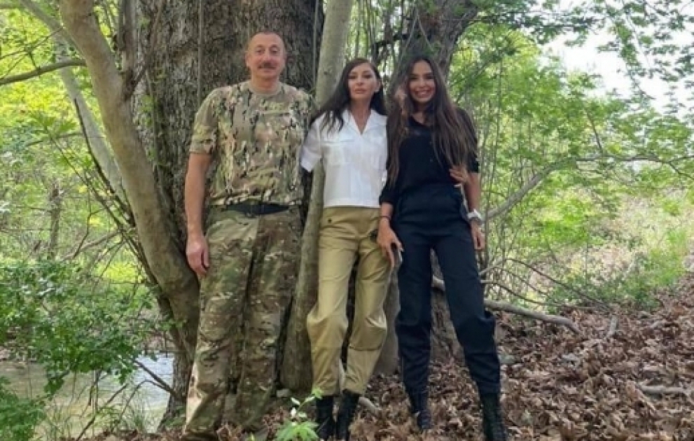 Birinci vitse-prezident Mehriban Əliyeva rəsmi “Instagram” səhifəsində Cəbrayıl və Zəngilan rayonlarına səfərlə bağlı videogörüntülər paylaşıb VİDEO