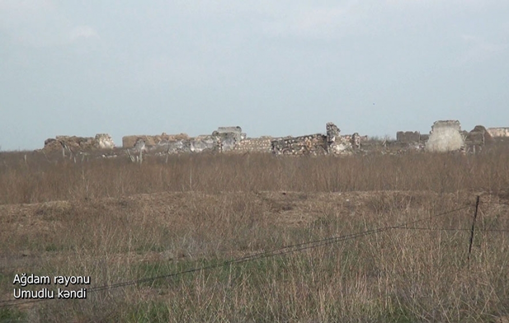 Le ministère de la Défense diffuse une vidéo du village d’Oumoudlou de la région d'Aghdam VIDEO