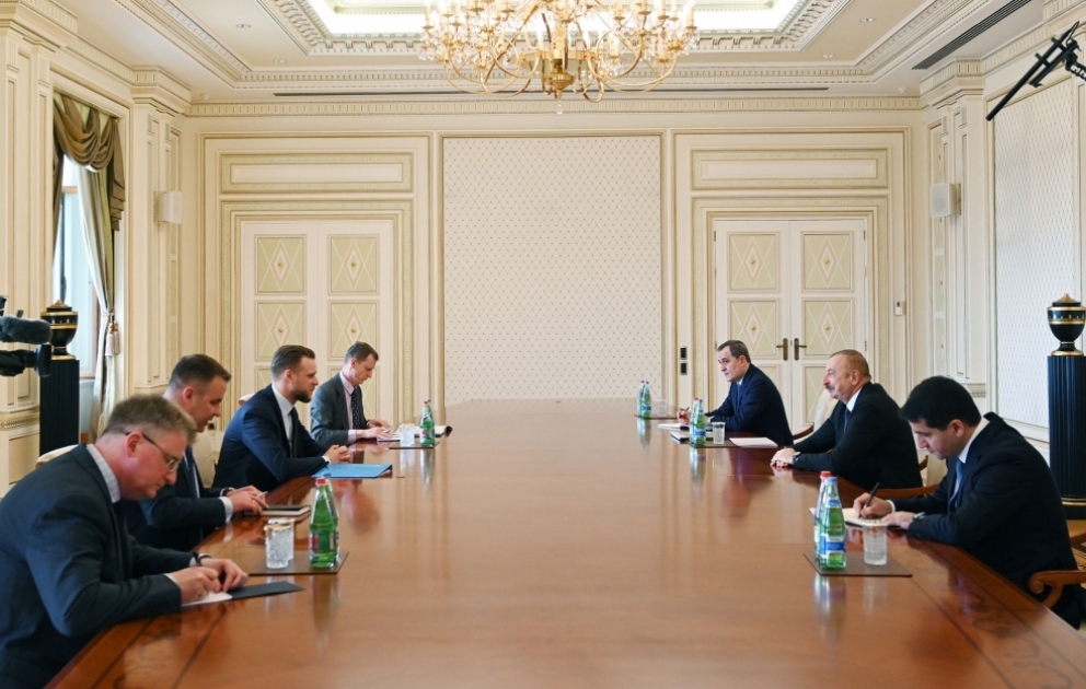 President Ilham Aliyev received delegation led by Lithuanian FM VIDEO