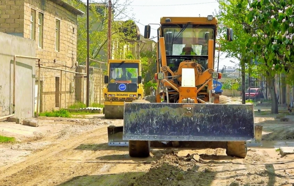 Xəzər rayonunda 16,3 kilometrlik küçə və yol təmir edilir VİDEO