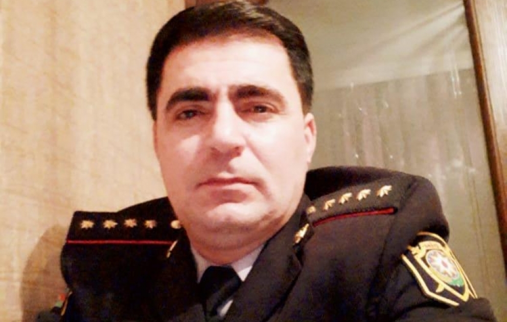 Özünü polis əməkdaşı kimi təqdim edərək qadına hədə-qorxu gələn şəxs saxlanılıb VİDEO