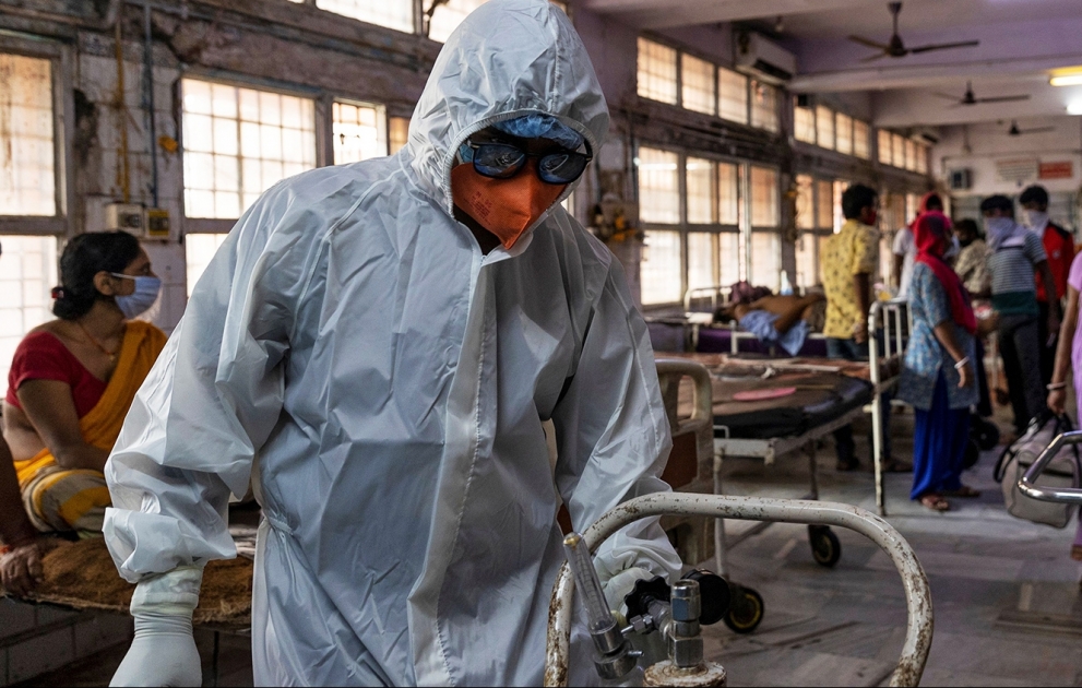 Le coronavirus fait rage en Inde VIDEO
