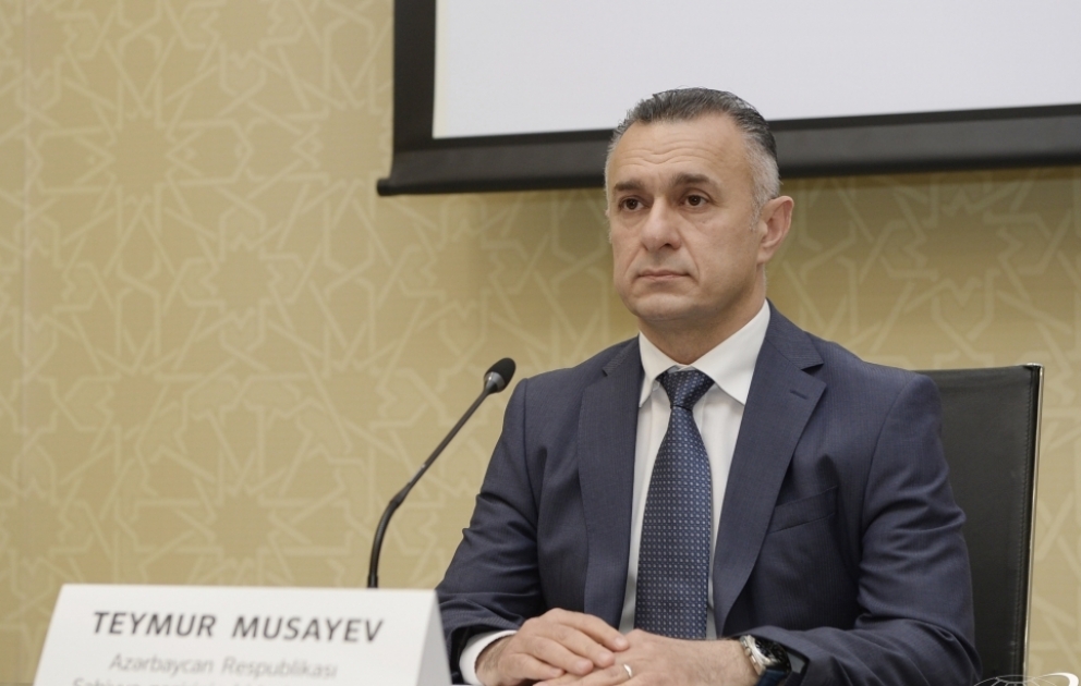 Teymur Musayev: Hər il mövsümi qrip vaksinasiyası kimi COVID-19-a qarşı olan peyvəndləməyə də ehtiyac duyula bilər VİDEO