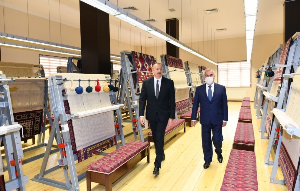 Le président Ilham Aliyev inaugure la filiale de Nakhtchivan de la Société anonyme ouverte « Azerkhaltcha » VIDEO