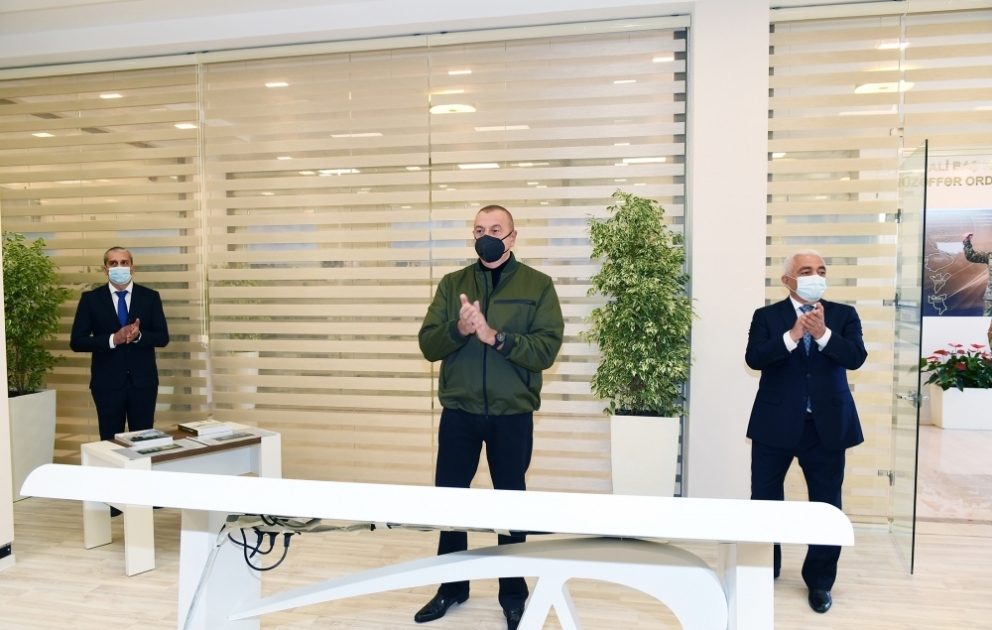 Präsident Ilham Aliyev und First Lady Mehriban Aliyeva weilen zu Besuch in Schuscha  In Schuscha 110/35/10-kV-Umspannwerk in Betrieb genommen VIDEO