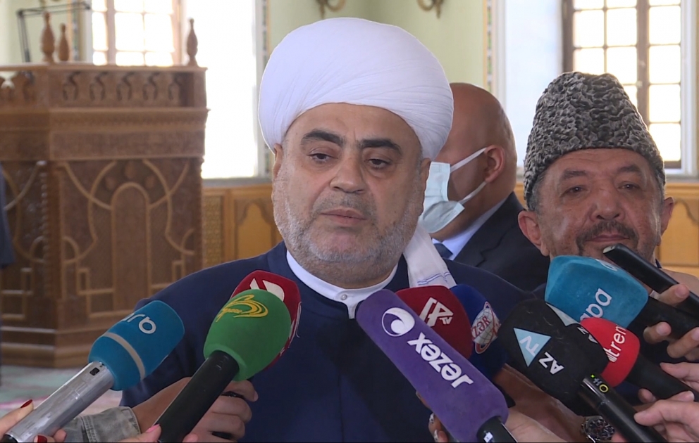 Şeyxülislam Allahşükür Paşazadə: Məscidlərin açılması ilə bağlı müzakirələr aparılır VİDEO