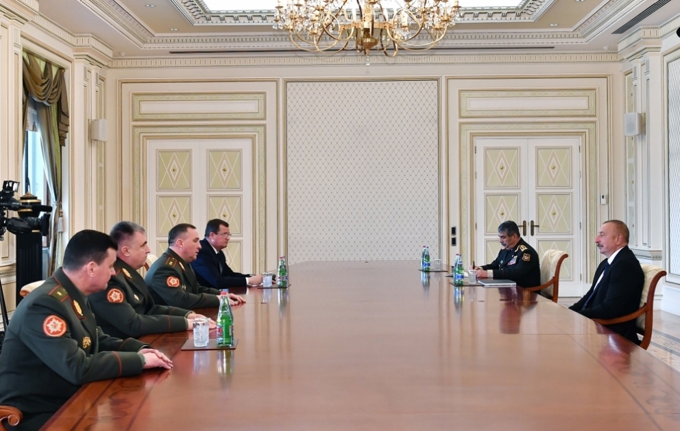 President Ilham Aliyev received Belarus defense minister VIDEO