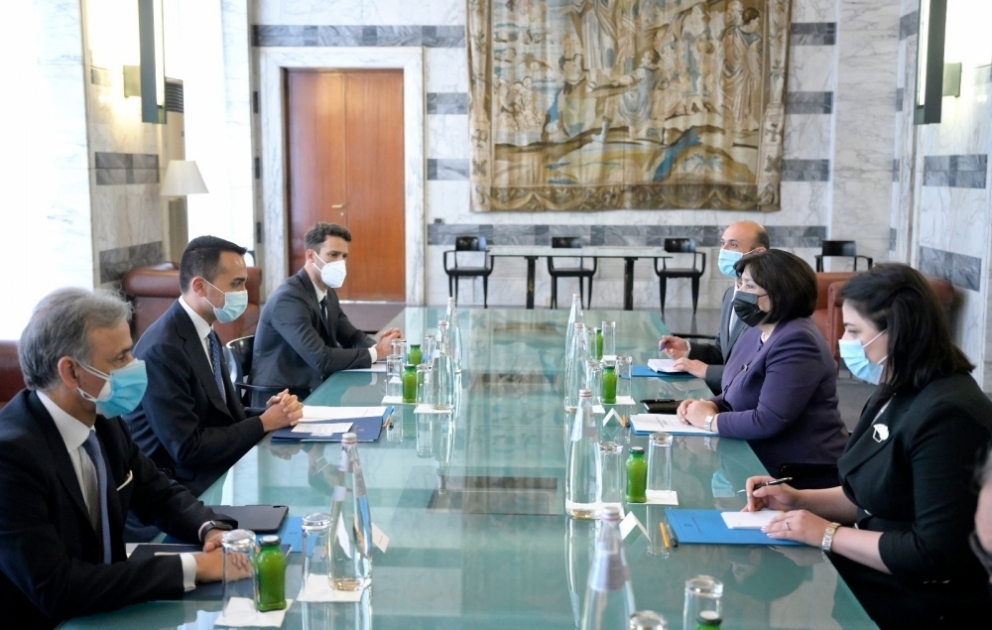 Speaker of Azerbaijani Milli Majlis meets with Italian Minister of Foreign Affairs and International Cooperation VIDEO