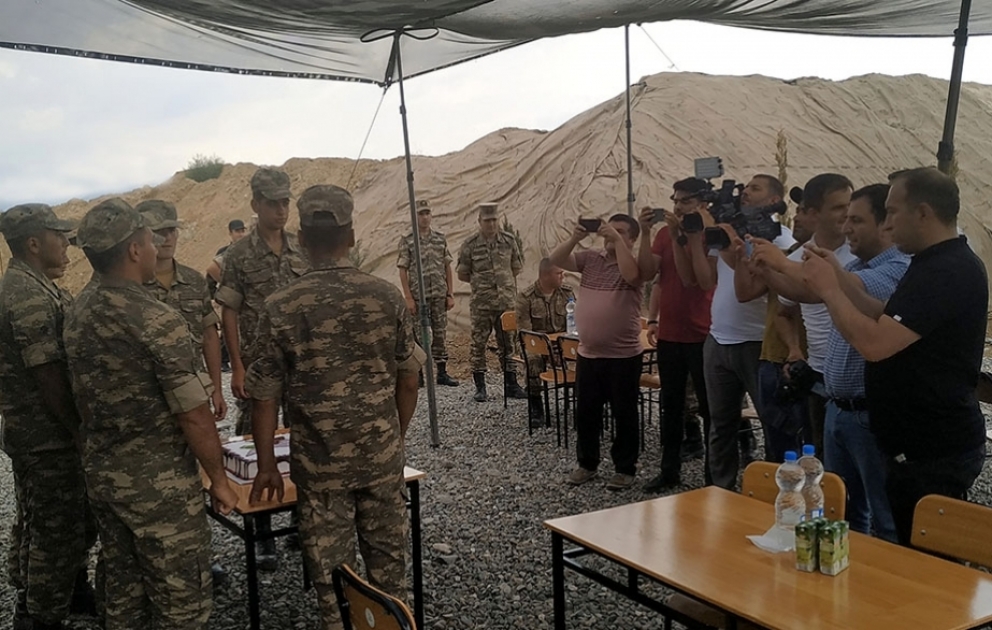 İşğaldan azad edilmiş ərazilərdə yaradılan modul tipli hərbi hissələrə mediatur təşkil olunub VİDEO