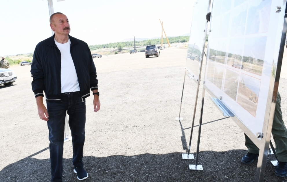 Visite des chantiers de l’autoroute Ahmadbeyli-Fuzouli-Choucha et de la Route du triomphe VIDEO
