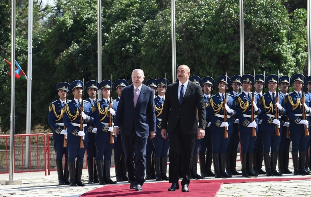 Cérémonie d’accueil officiel du président turc Recep Tayyip Erdogan à Choucha VIDEO