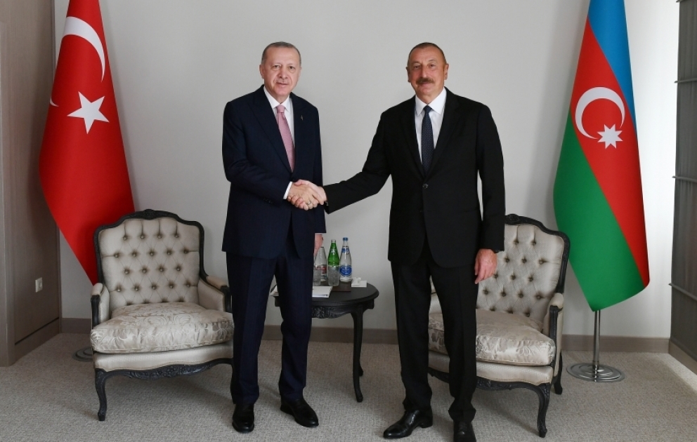 Azərbaycan və Türkiyə prezidentlərinin təkbətək görüşü YENİLƏNİB VİDEO
