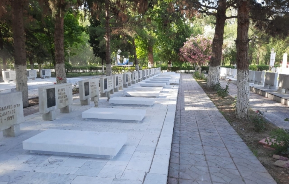 Yevlaxda Şəhidlər xiyabanı əsaslı təmir edilir VİDEO
