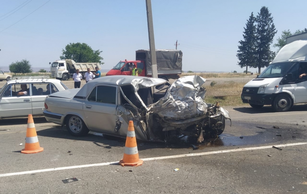 Tovuzda baş verən yol qəzasında 3 nəfər yaralanıb VİDEO