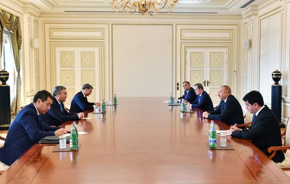 President Ilham Aliyev received Kazakh deputy prime minister VIDEO