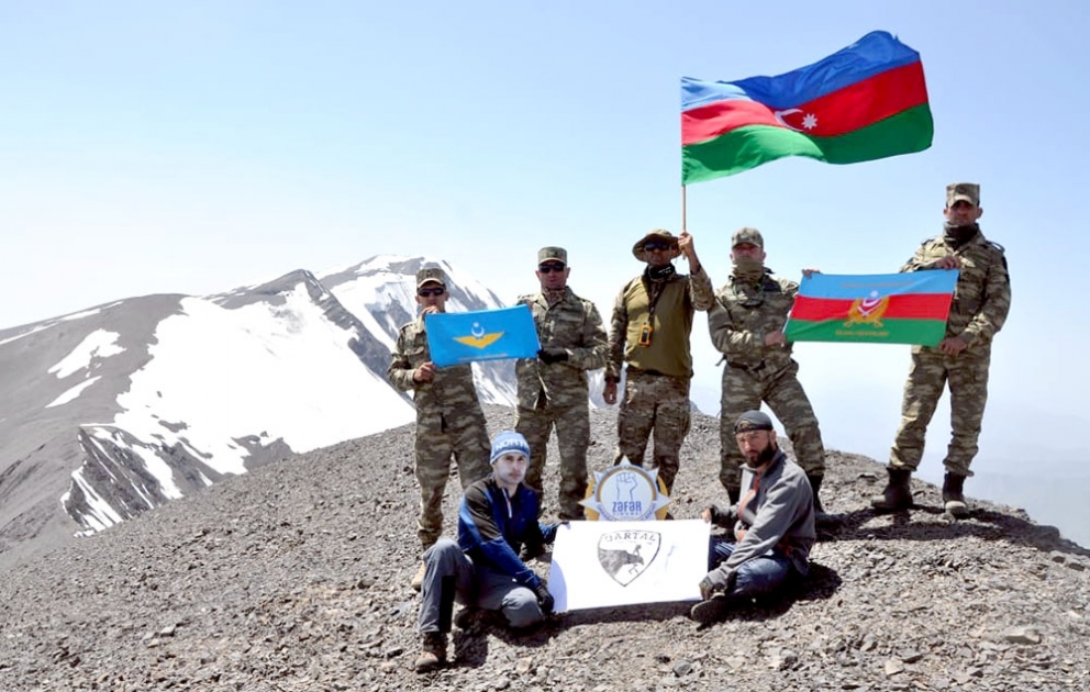Servicemen’s expedition to Zafar peak ends VIDEO