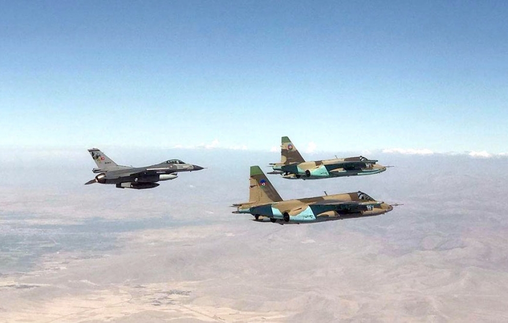 Azerbaijani military pilots accomplish tasks of last stage of "Anatolian Eagle - 2021" international flight-tactical exercises VIDEO