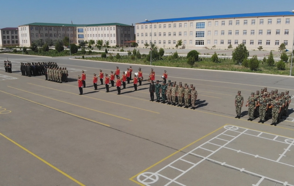 Naxçıvan Qarnizonu Qoşunlarında “Ehtiyat zabit hazırlığı kursu”nun buraxılış mərasimi keçirilib VİDEO