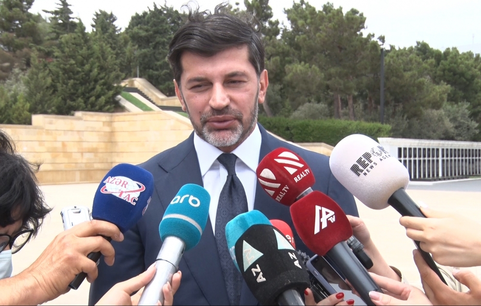 Kaxa Kaladze: Bakı gözəlliyi və mədəniyyəti ilə seçilən şəhərdir VİDEO