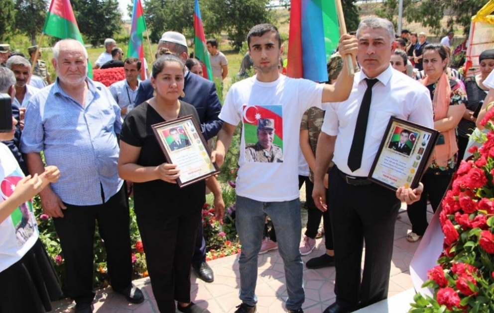 Yevlaxda şəhid polkovnik-leytenant Soltan Məmmədovun doğum günündə xatirəsi anılıb VİDEO