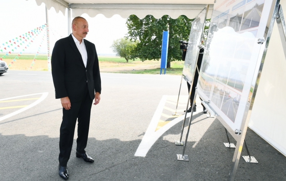 Goranboy : Ilham Aliyev participe à l’ouverture de la route Alirzaly-Khan Guervend -Séfikurd-Tapgaragoïounlou VIDEO