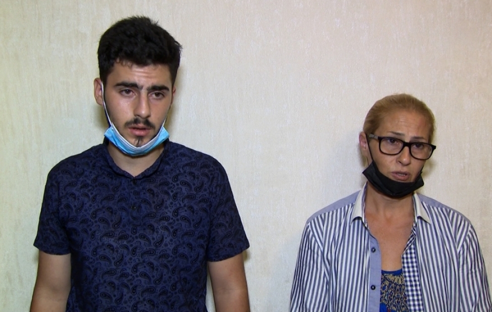 Sabunçu rayonunda narkotik vasitələrin satışı ilə məşğul olan ana-bala saxlanılıblar VİDEO
