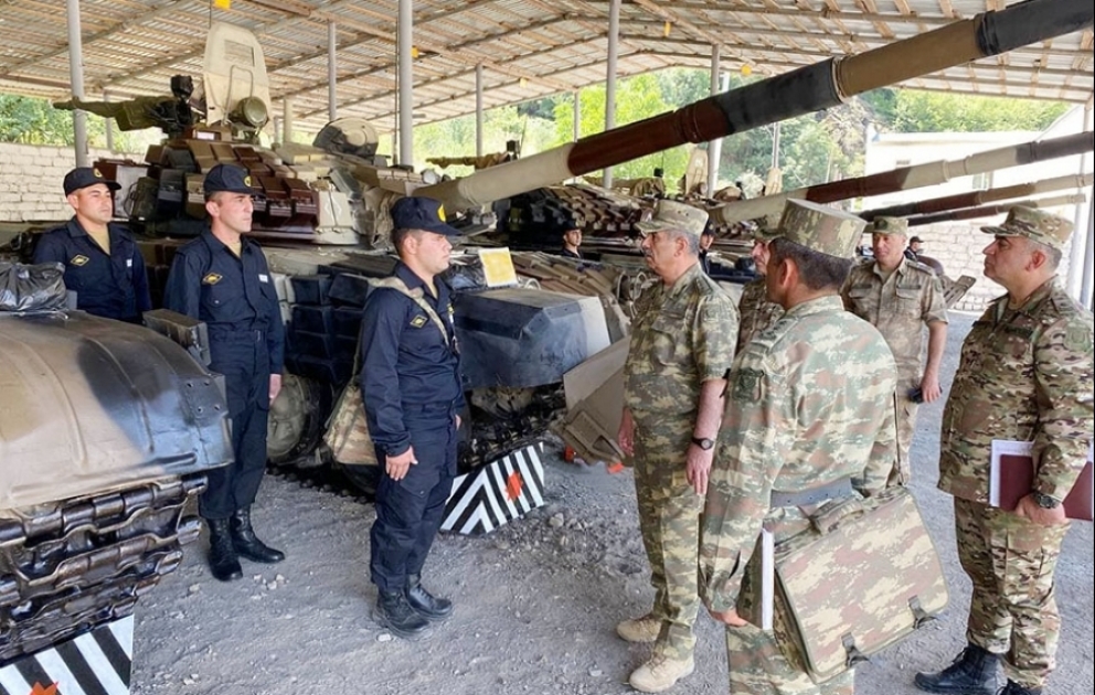 Azerbaijan`s defense minister visits military units deployed in Kalbajar and Lachin districts VIDEO