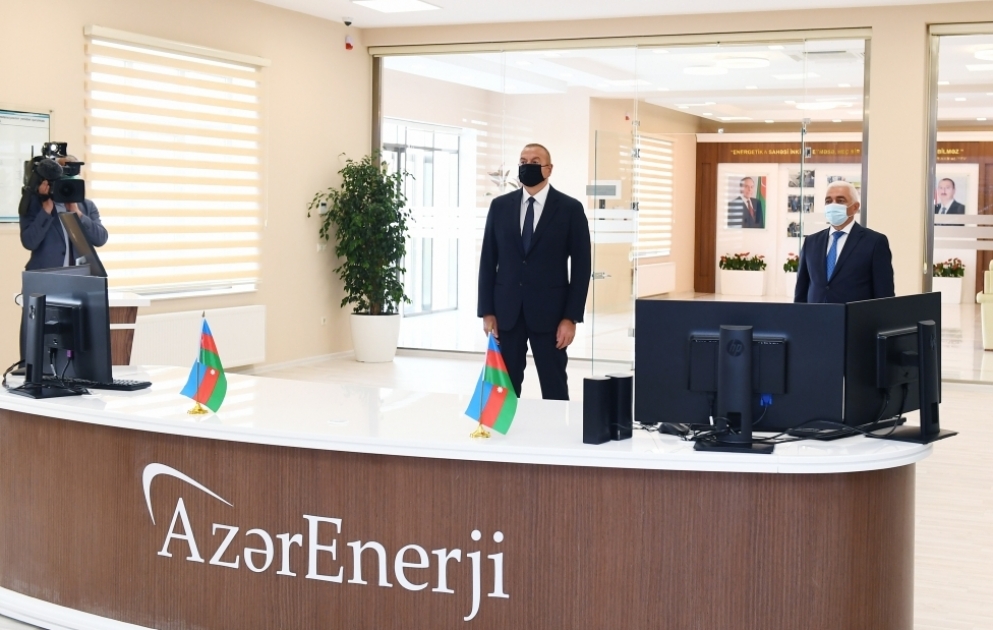 Le président Ilham Aliyev inaugure une sous-station électrique entièrement rénovée dans l’Abchéron VIDEO