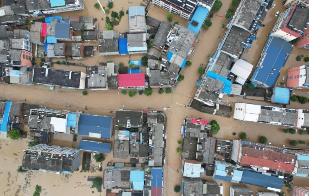 21 killed, 4 missing as heavy rain hits central China VIDEO