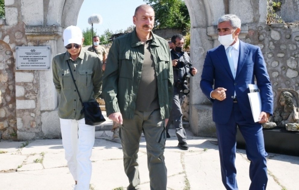 President Ilham Aliyev and First Lady Mehriban Aliyeva viewed works to be done at Uzeyir Hajibayli’s house-museum in the city of Shusha VIDEO