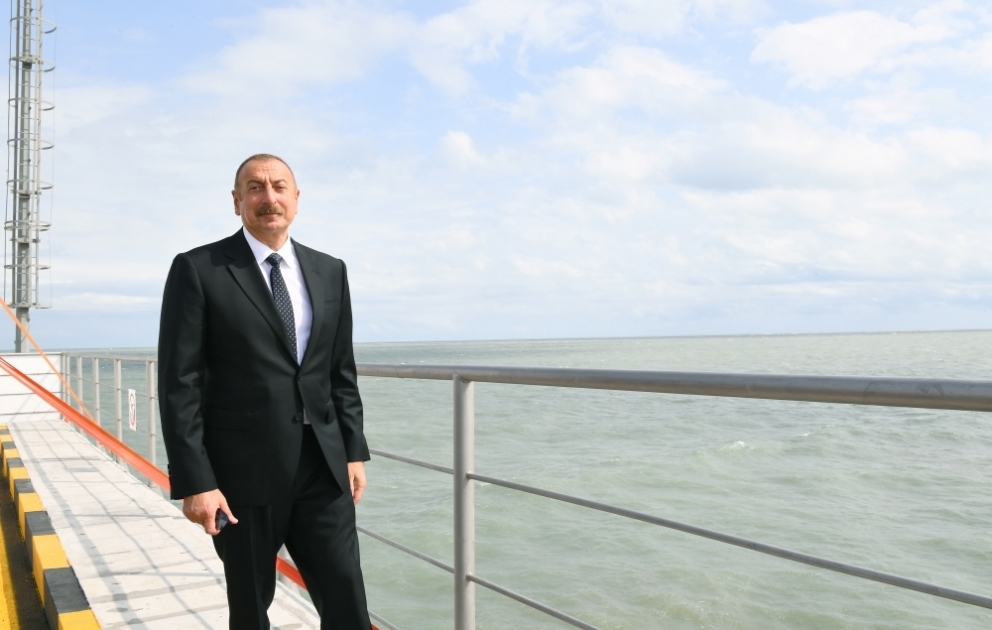 Präsident Ilham Aliyev weiht neue Pumpstation für Kraftwerk Sumgayit ein VIDEO