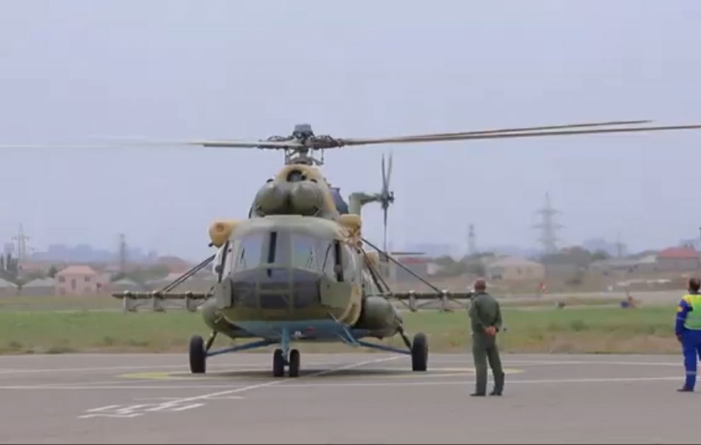 Azərbaycanda daha bir helikopterin əsaslı təmiri başa çatıb VİDEO