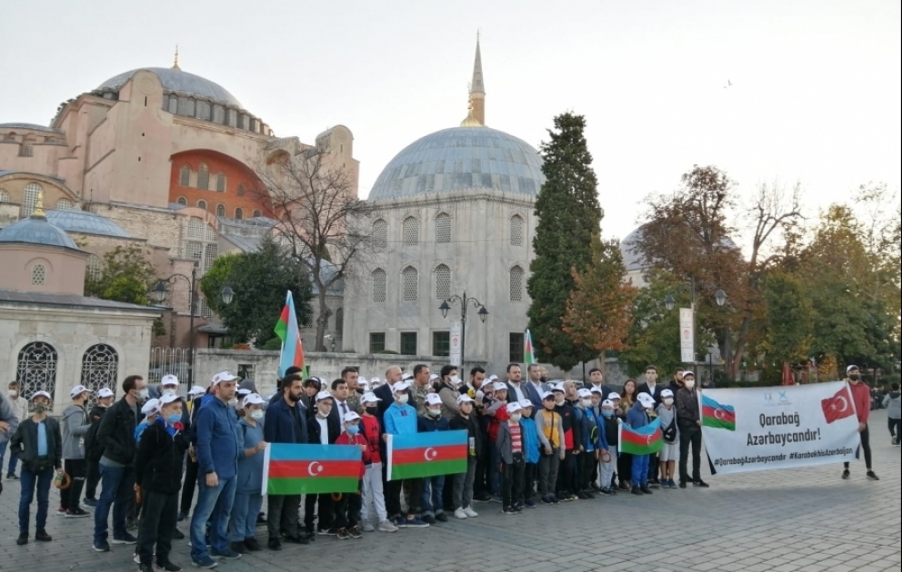 Vətən müharibəsi şəhidlərinin xatirəsi İstanbulda anılıb VİDEO