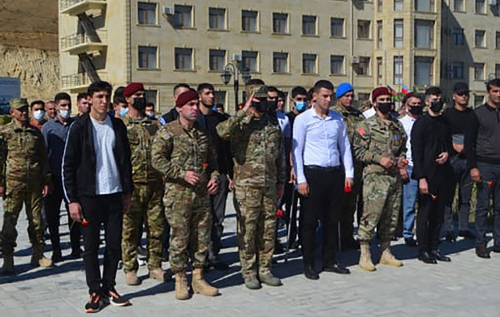 Xüsusi Təyinatlı Qüvvələrin komandanı veteranlarla görüşüb VİDEO