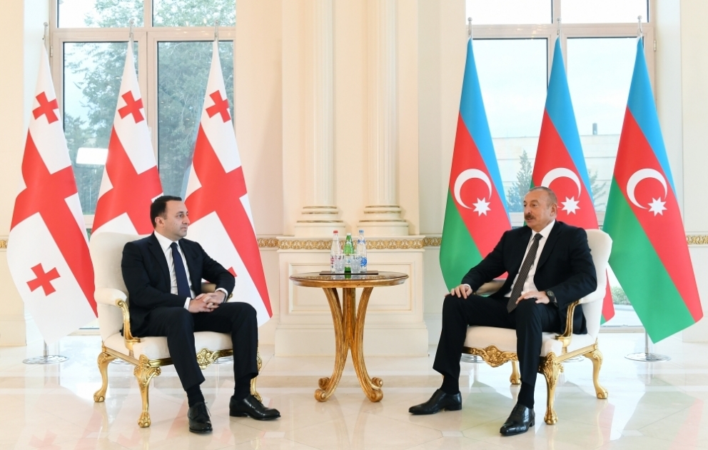 Le président azerbaïdjanais Ilham Aliyev reçoit le Premier ministre géorgien VIDEO