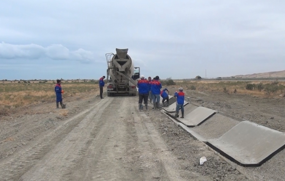 Siyəzəndə 2100 metrlik torpaq kanal beton kanalla əvəz olunur VİDEO