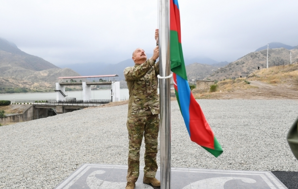 President Ilham Aliyev raised Azerbaijani flag in Sugovushan settlement, Tartar district VIDEO