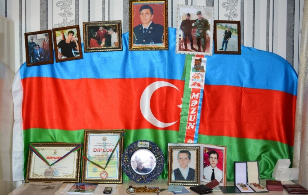 Ana, şəhid olsam qəm yemə, burada mənim kimi çox övladlar var... VİDEO