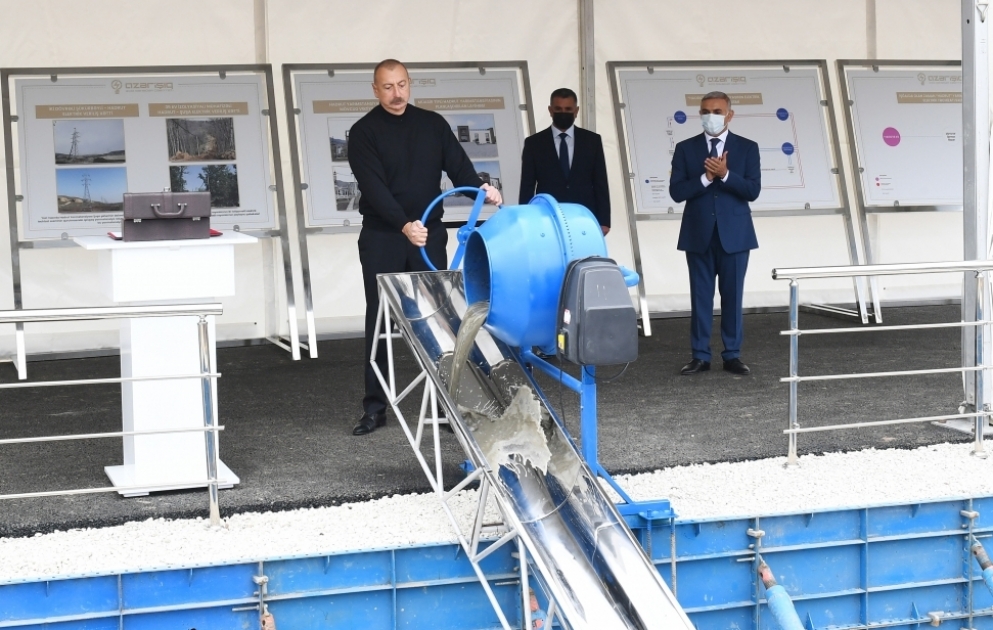 Le président Ilham Aliyev pose la première pierre de la nouvelle sous-station électrique « Hadrout » VIDEO