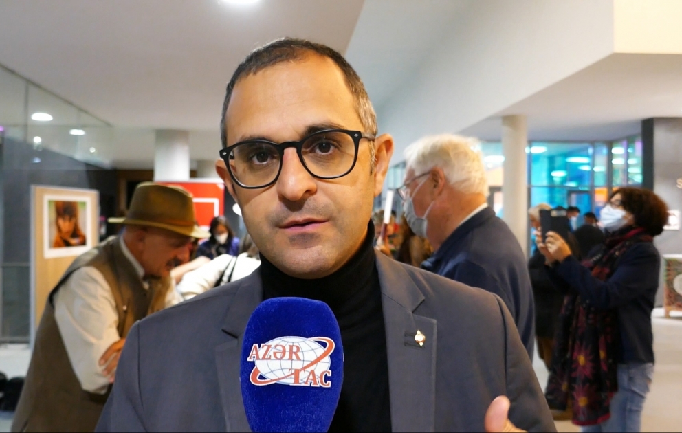 Araş Derambarş: Rzanın fotoları siyasi və geosiyasi mesajlar ötürür VİDEO
