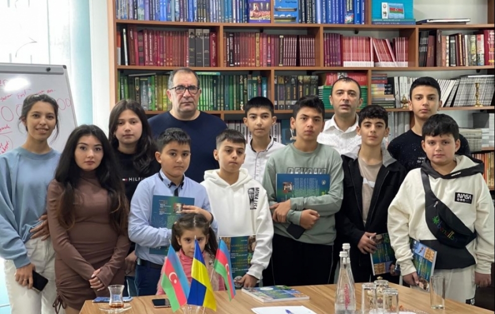 В Киеве открылась воскресная школа азербайджанского языка ВИДЕО