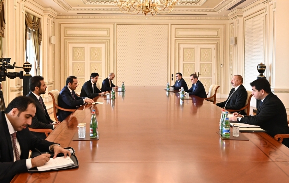 Präsident Ilham Aliyev empfängt eine Delegation um stellvertretenden Premierminister von Katar VIDEO