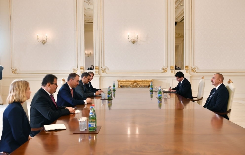 Präsident Ilham Aliyev empfängt den EU-Sonderbeauftragten für den Südkaukasus VIDEO