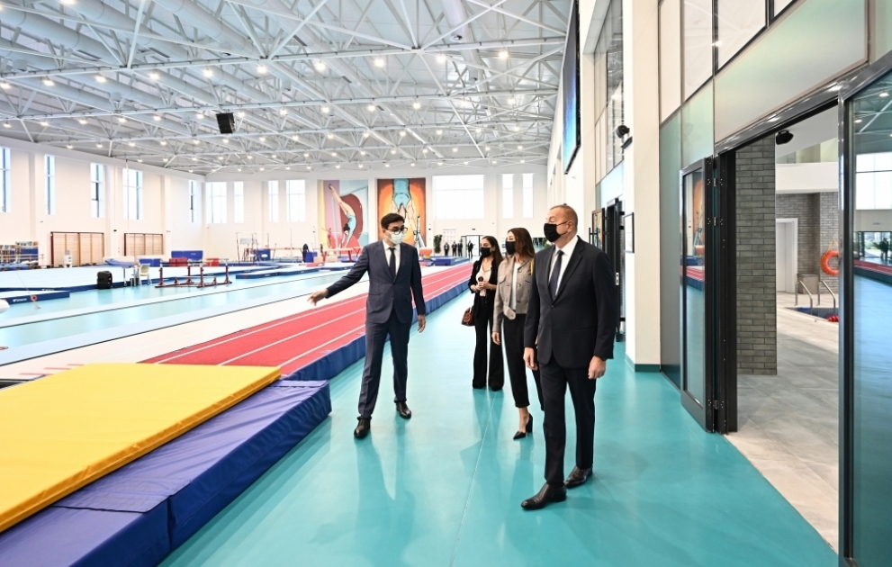 Bekanntschaft mit den im neuen Trainingsgebäude der Nationalen Turnarena geschaffenen Bedingungen VIDEO